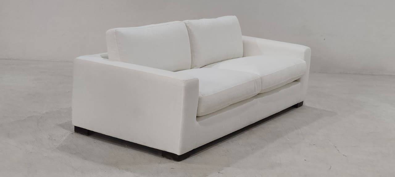 KF.1031(2) - 3 SEATER - BLR WH