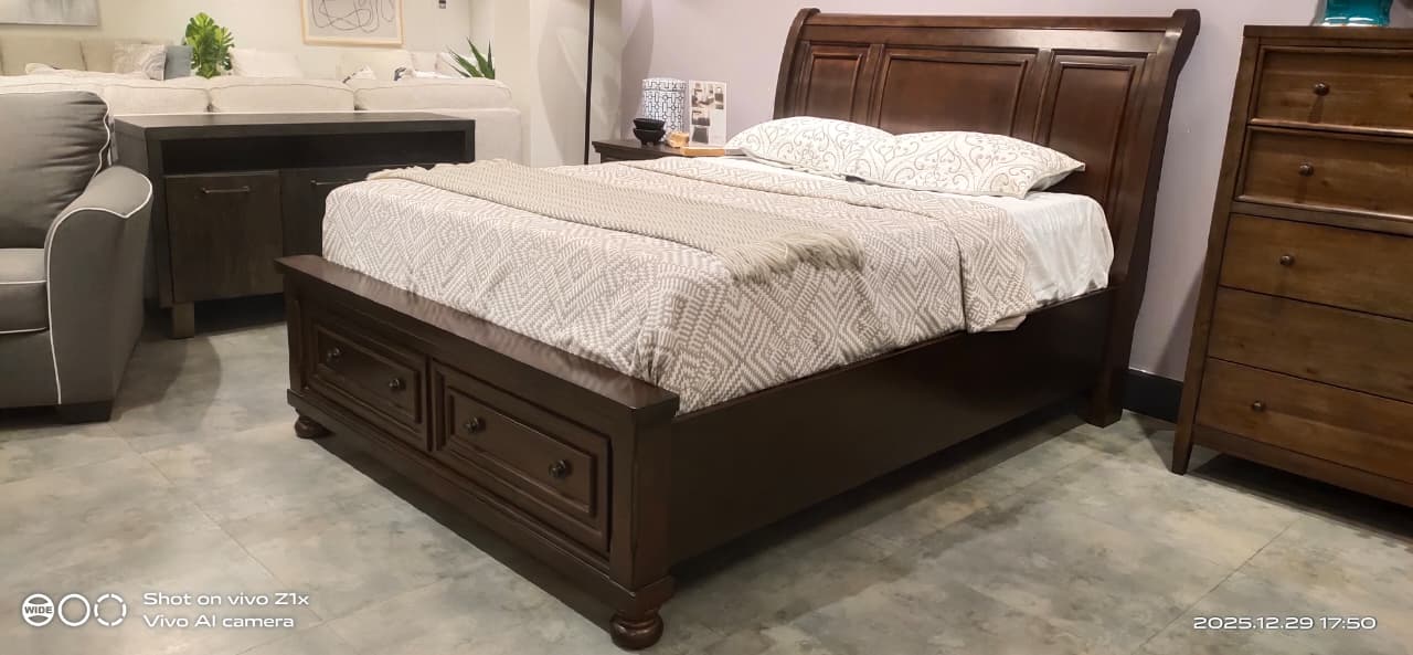 B697-74W1/77W1/98W1 - QUEEN STORAGE BED - BH