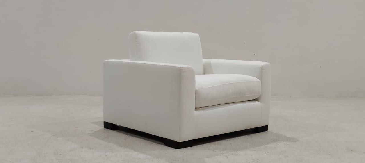 KF.1031(3) - 1 SEATER - BLR WH