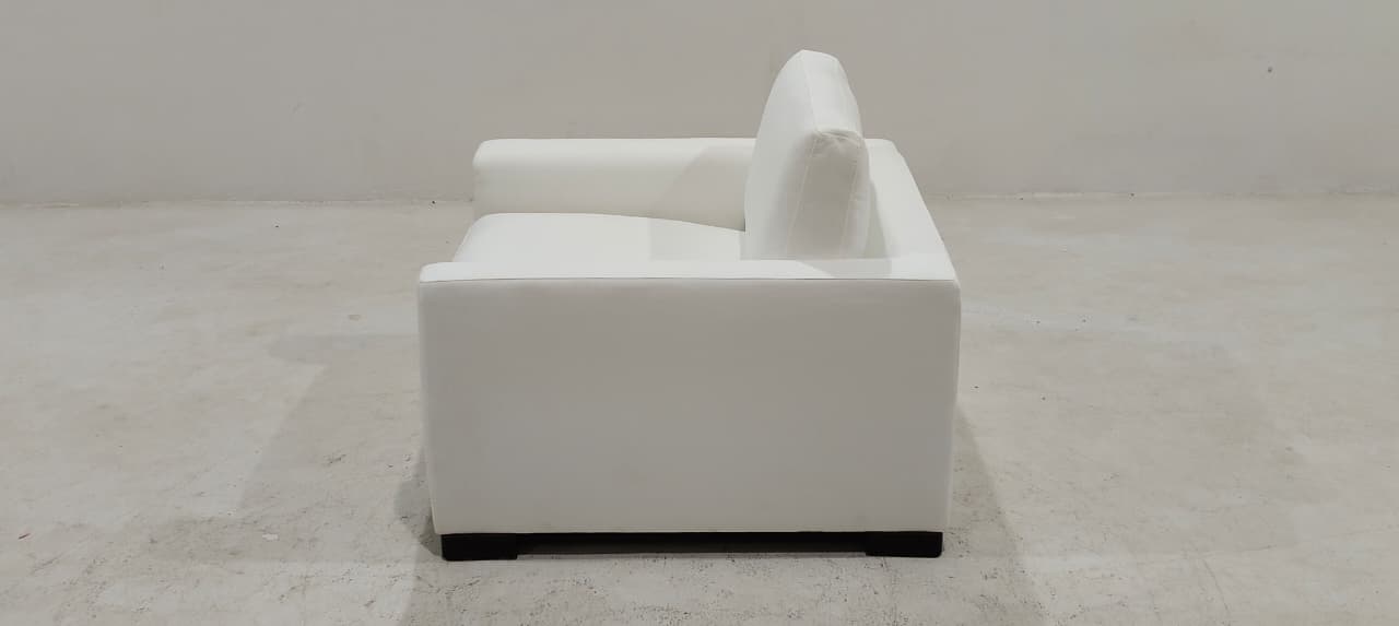 KF.1031(3) - 1 SEATER - BLR WH