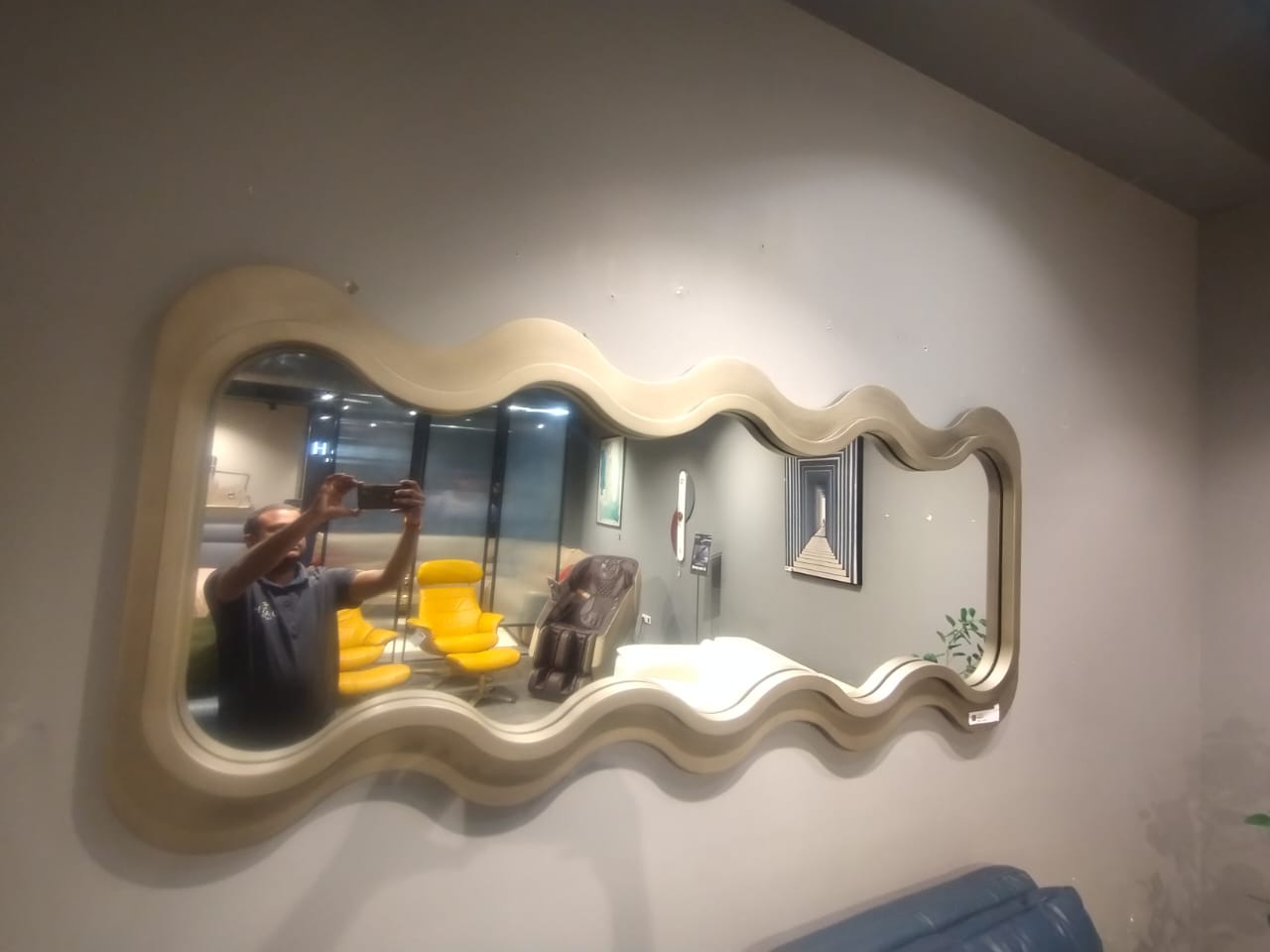 SA552 - MIRROR - STJ