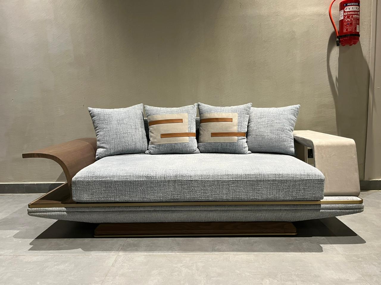 CARINA - 2.5 SEATER - HYD DASH(BESPOKE)