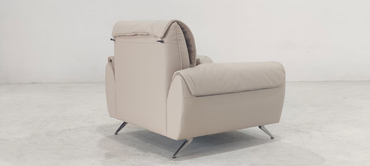 BY.760 - 1.5 SEATER - BLR WH