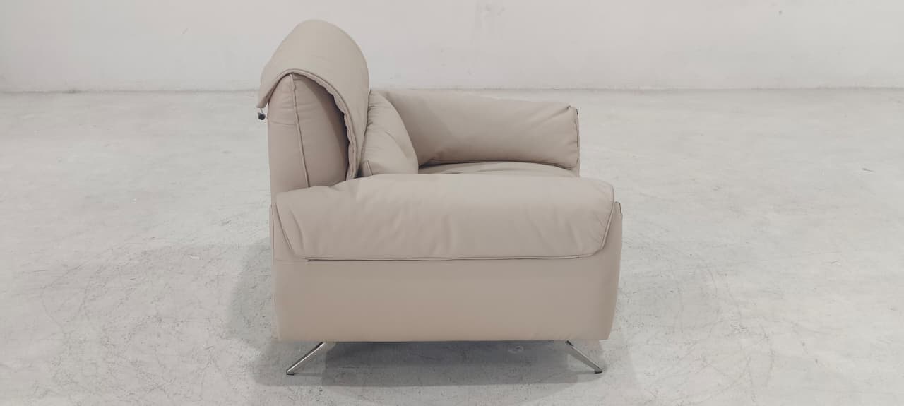 BY.760 - 1.5 SEATER - BLR WH