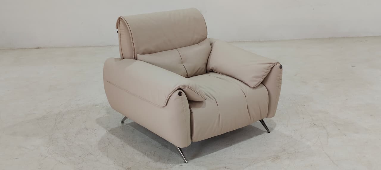 BY.760 - 1.5 SEATER - BLR WH