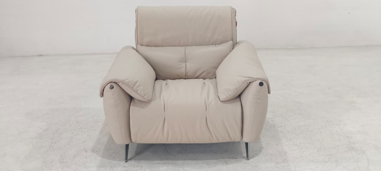 BY.760 - 1.5 SEATER - BLR WH