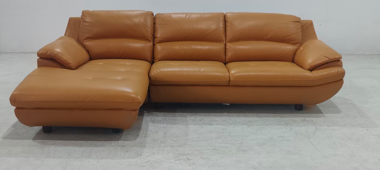 1235 - 3 SEATER+CHAISE - BLR WH