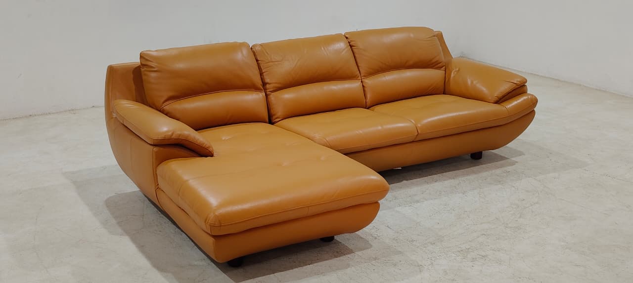 1235 - 3 SEATER+CHAISE - BLR WH