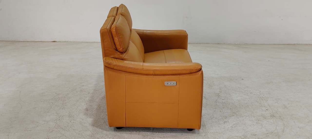 KM.5035(6) - 2 SEATER RECLINER(ELECTRIC) - BLR WH