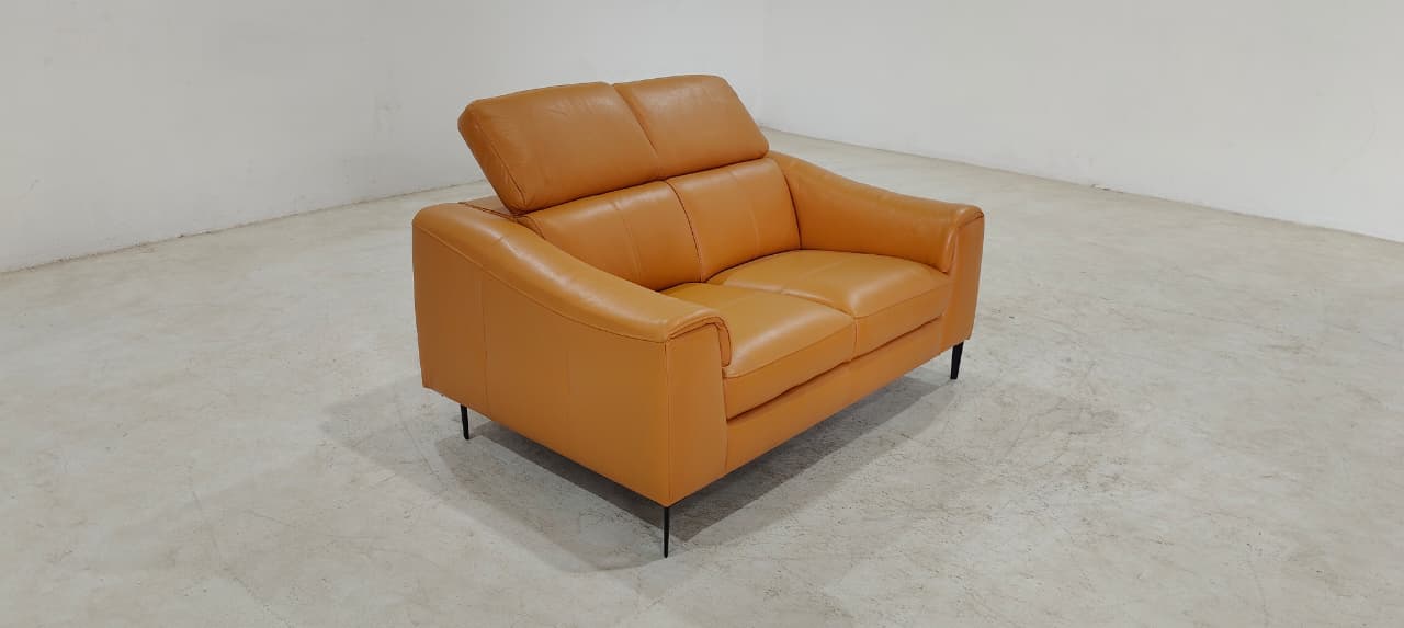 KF.023(3) - 2 SEATER - BLR WH