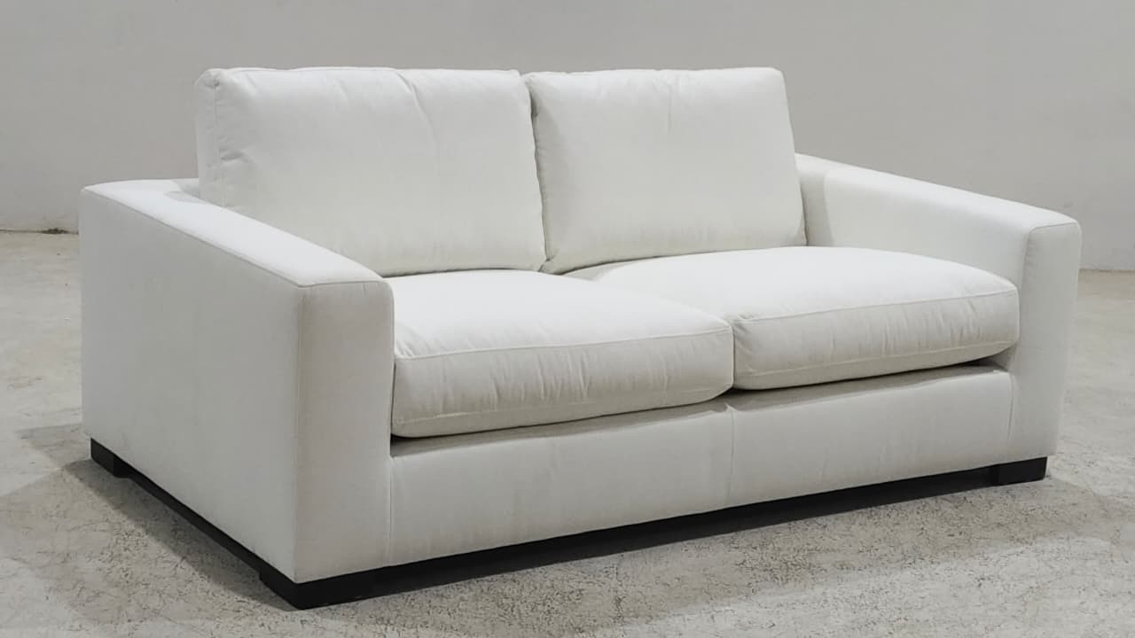 KF.1031 - 2.5 SEATER - BLR WH