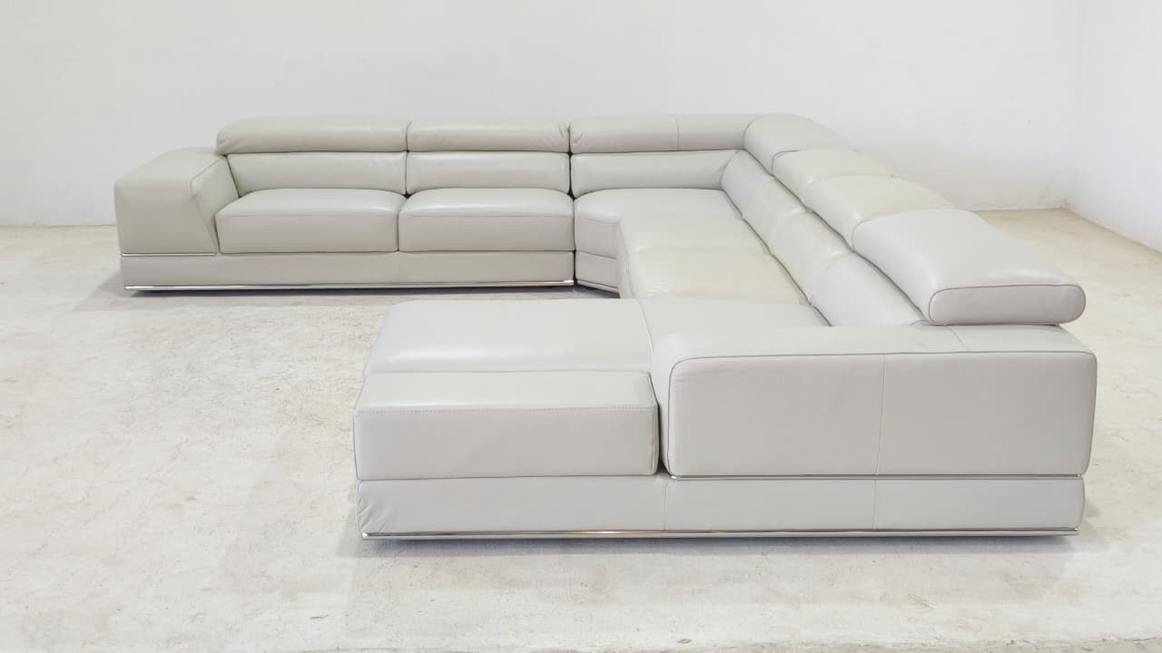 1576 - CORNER SOFA - BLR WH