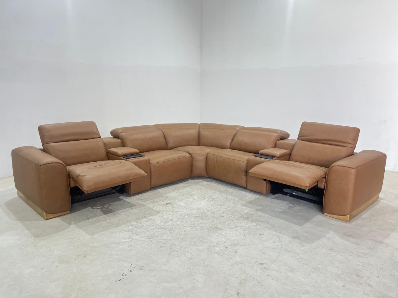 KM.6035 - CORNER SOFA - BLR WH