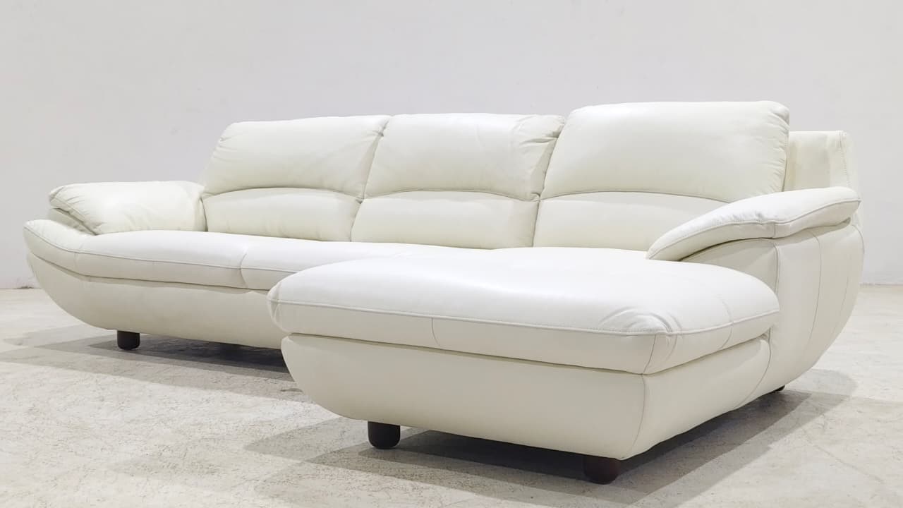 1235(1) - 3 SEATER+CHAISE - BLR WH (S55825 - 27-03-2026 - Raj - BH)