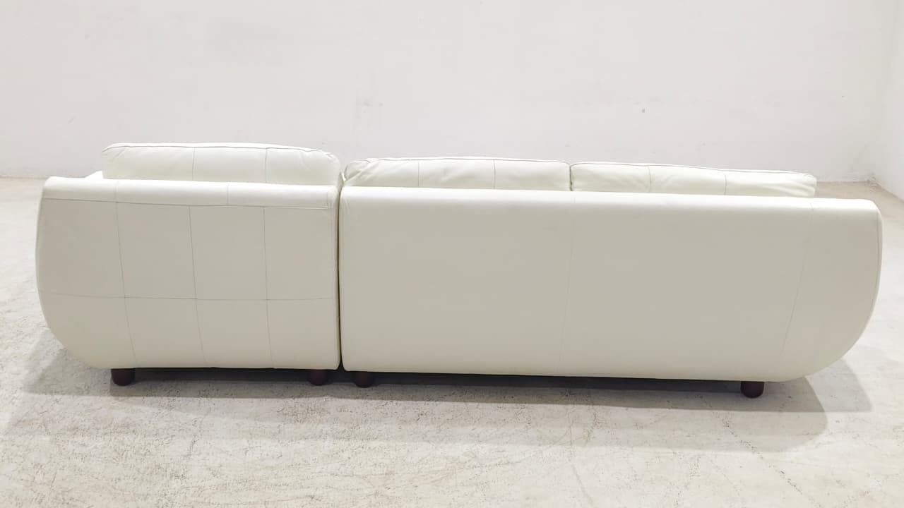 1235(1) - 3 SEATER+CHAISE - BLR WH (S55825 - 27-03-2026 - Raj - BH)