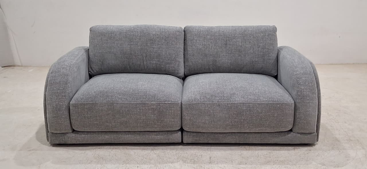 KF.8262B(3) - 3 SEATER - BLR WH