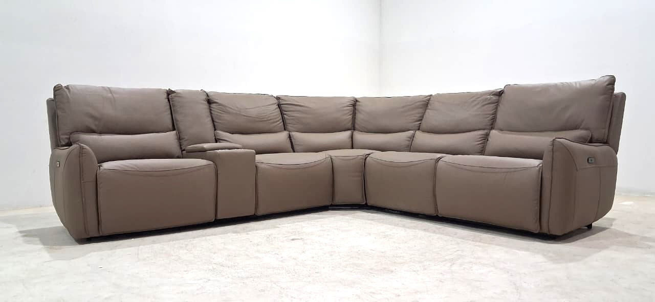KM.582H - CORNER SOFA - OUTLET
