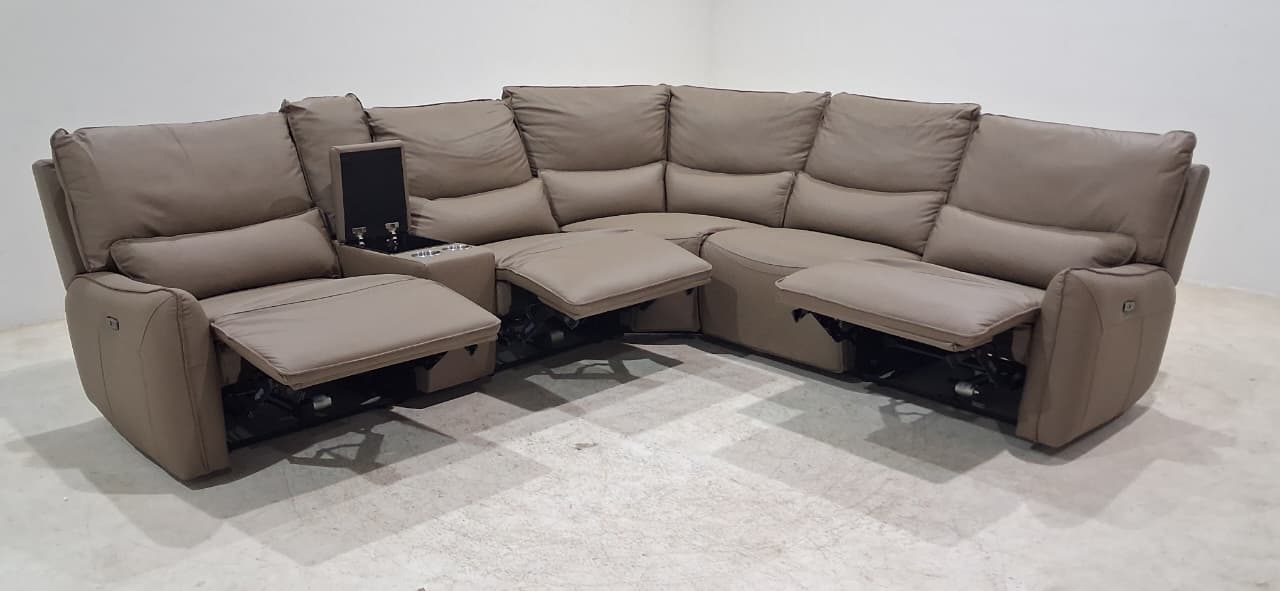 KM.582H - CORNER SOFA - OUTLET