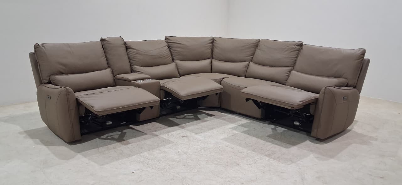 KM.582H - CORNER SOFA - OUTLET