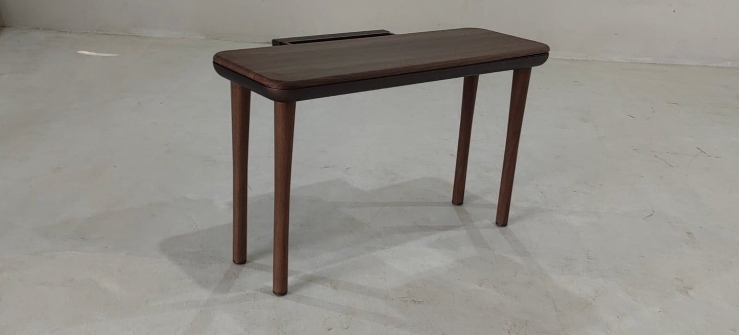 460X(10) - CONSOLE TABLE - BLR WH