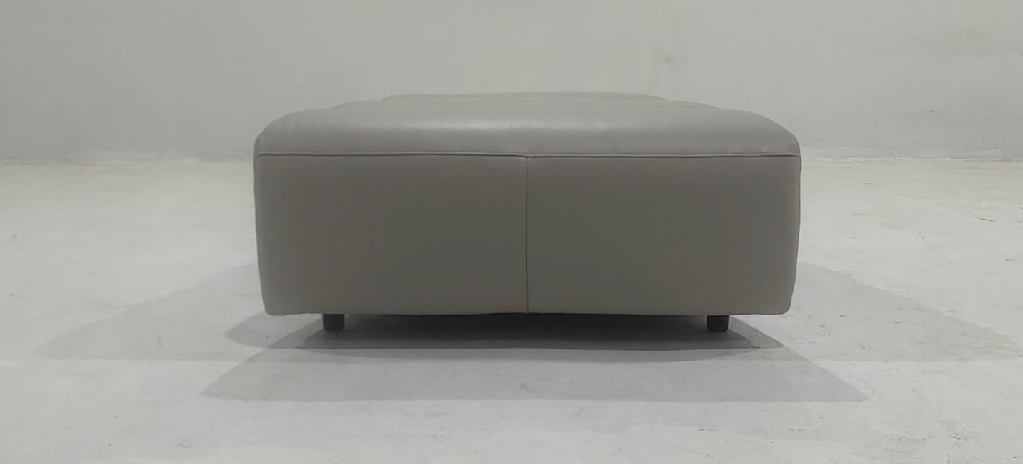 D2203(3) - OTTOMAN - BLR WH