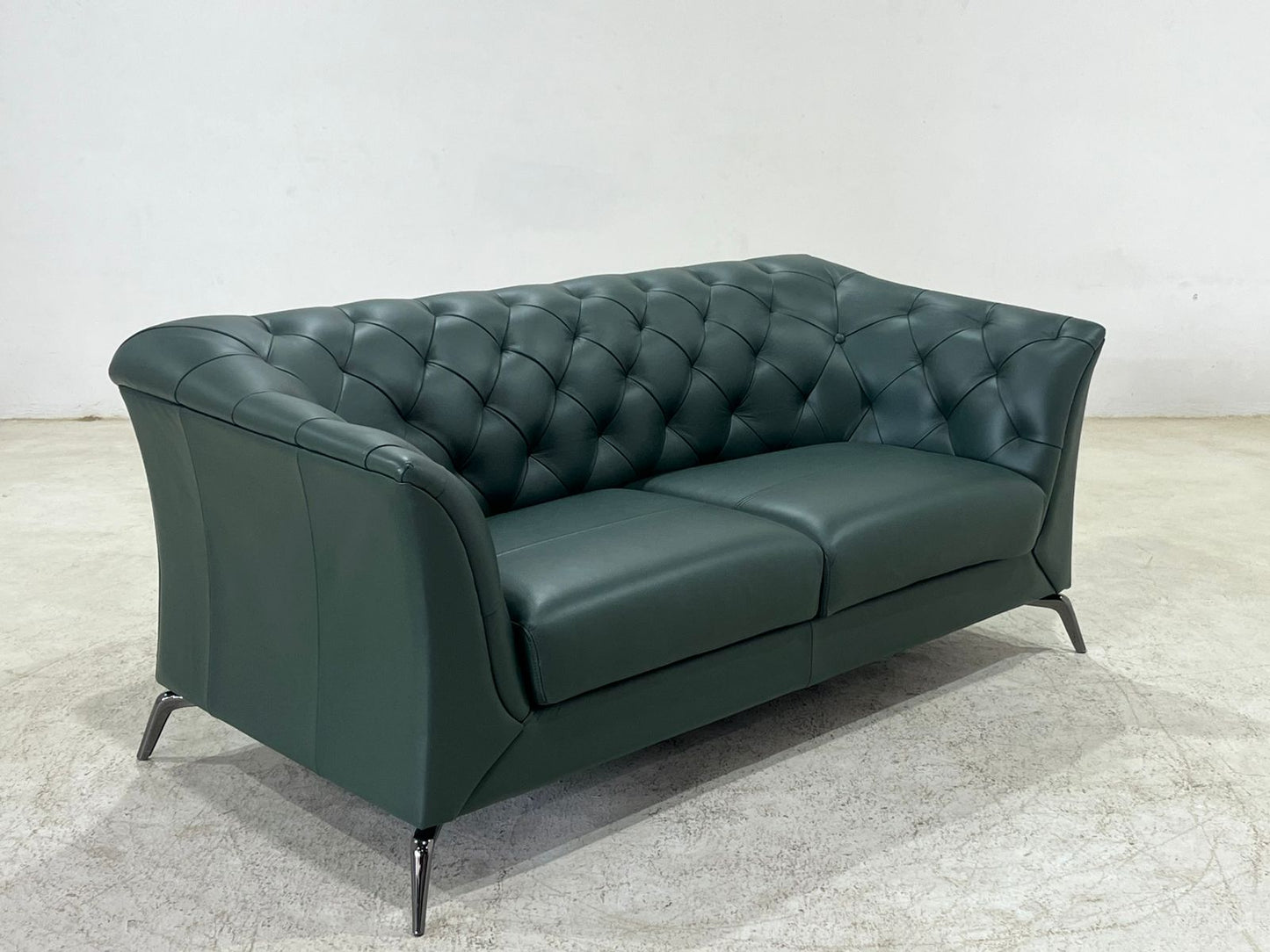 ROYALTON(1) - 2 SEATER - OUTLET (S57641 - 21-04-2026 - D. MANIGANDAN - BWDD)