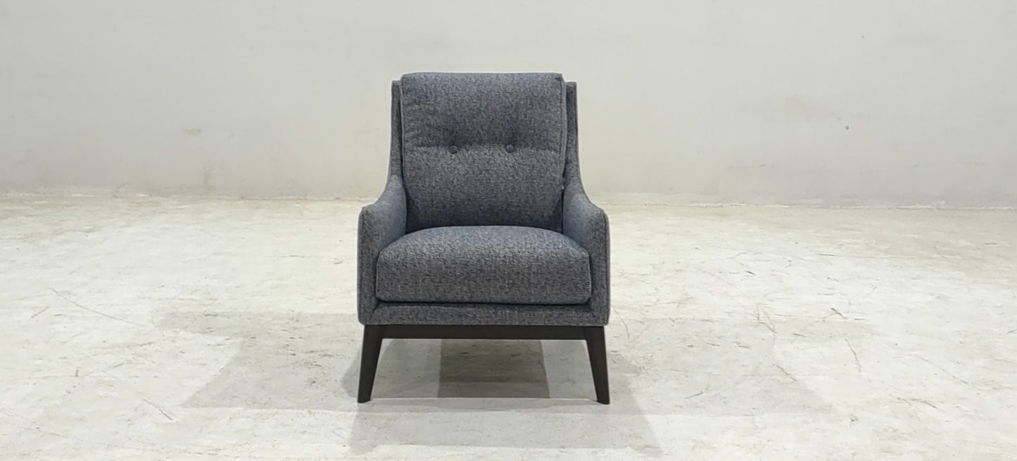 C011-003-78 - ARM CHAIR - BLR WH