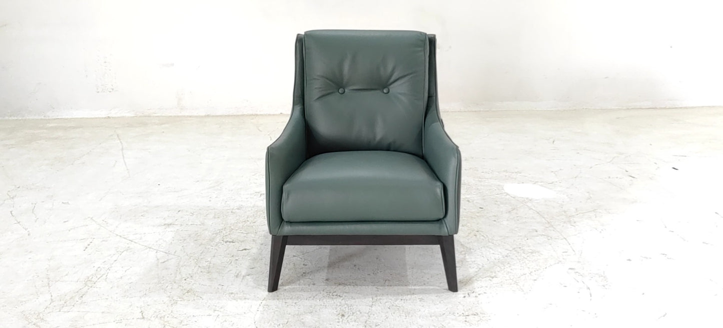C011-003-14(5) - ARM CHAIR - BLR WH