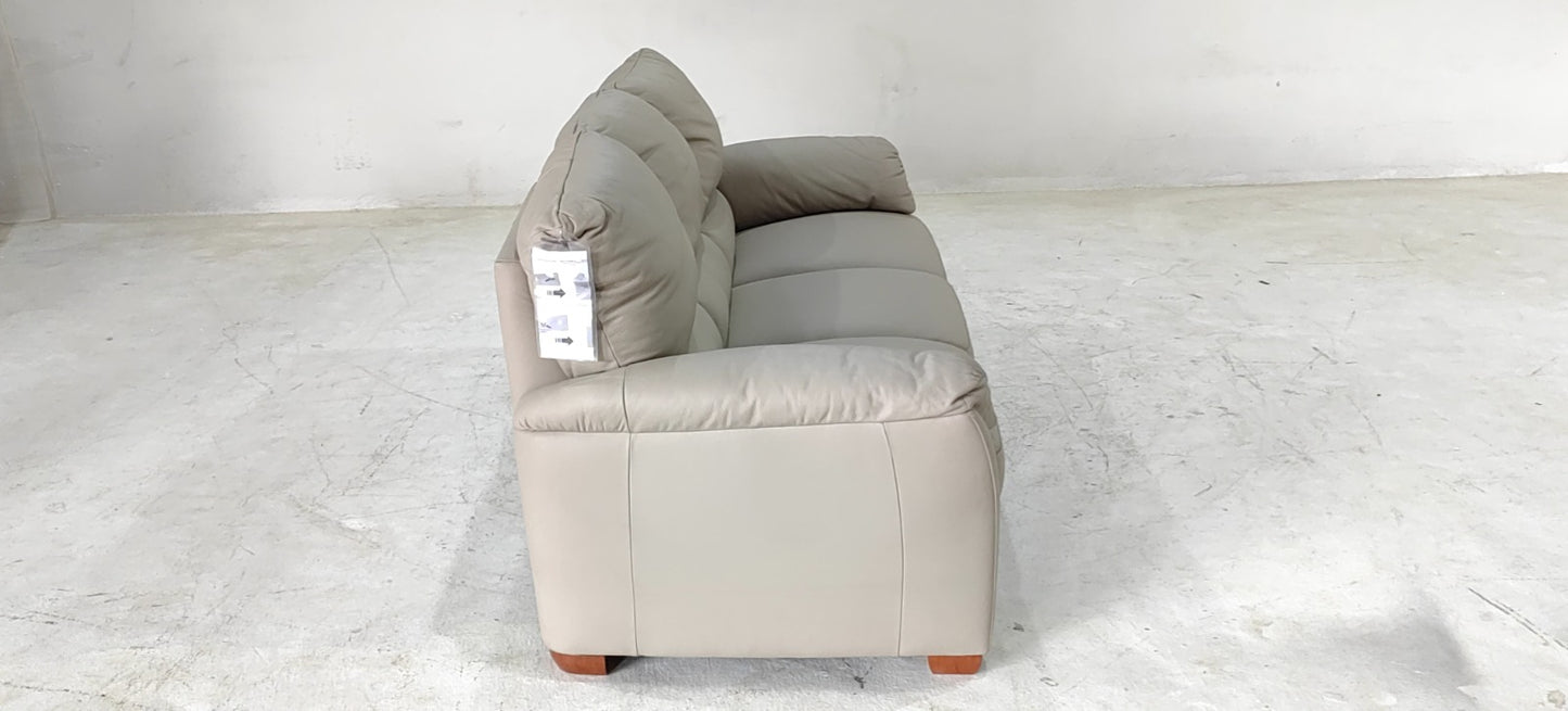 B693-155-A0(3) - 3 SEATER RECLINER(ELECTRIC) - BLR WH