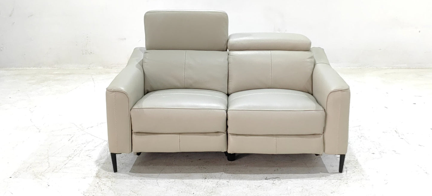 KM.5012 - 2 SEATER RECLINER(ELECTRIC) - BLR WH
