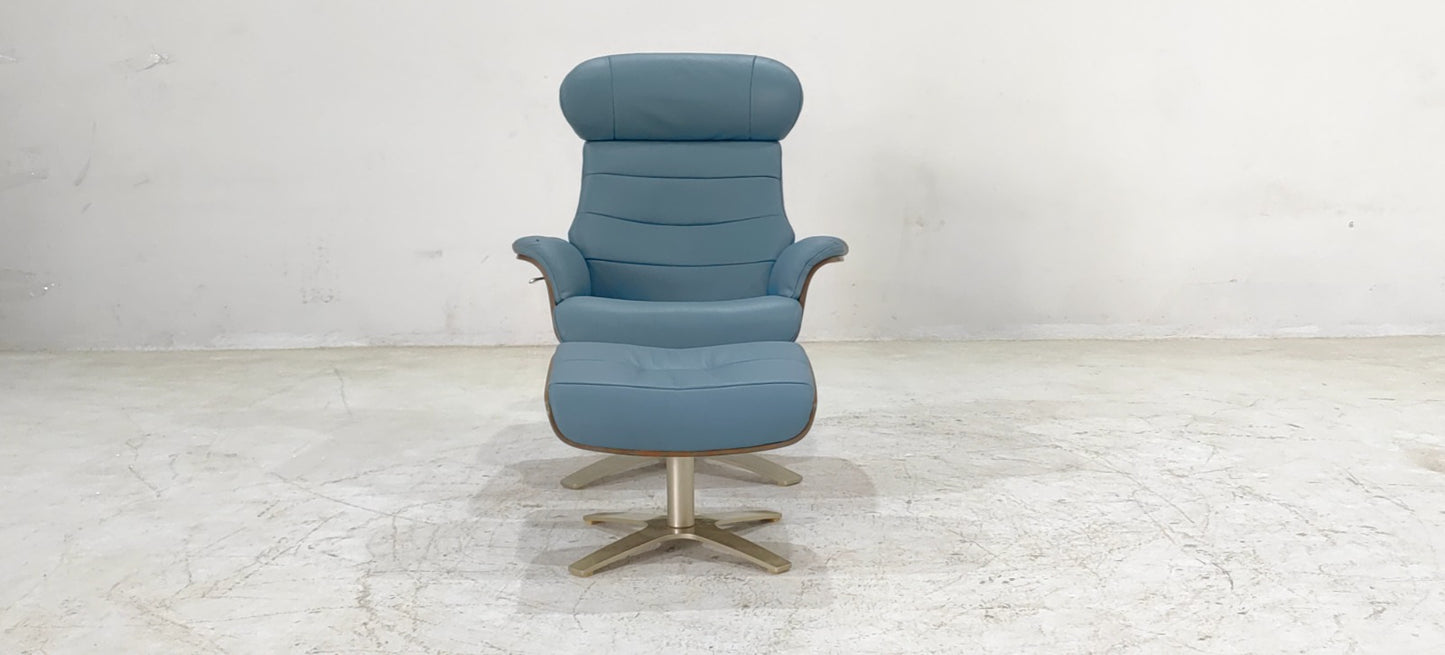 A928(4) - CHAIR+OTTOMAN - BLR WH