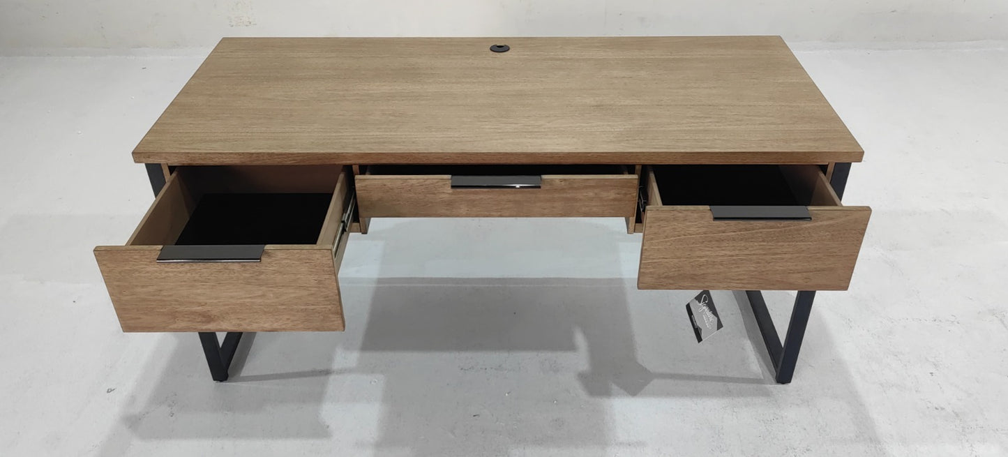 H632-44(8) - DESK - BLR WH