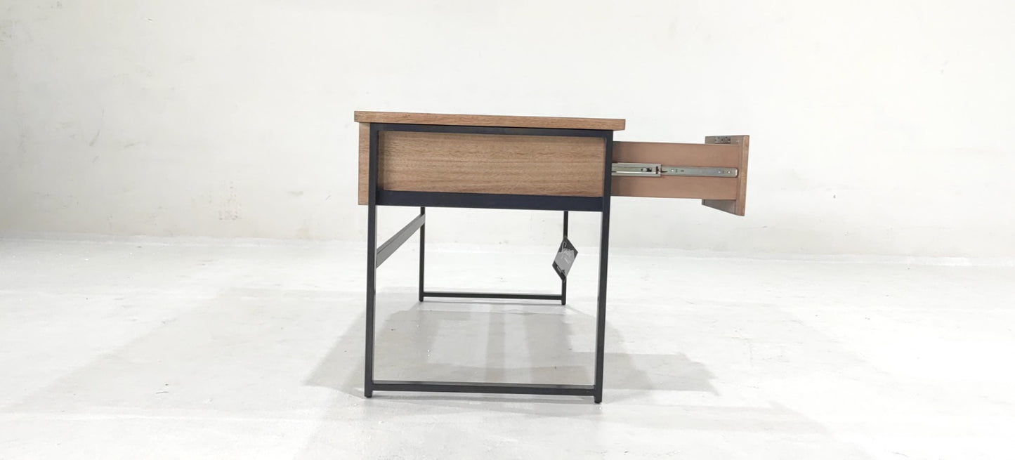 H632-44(8) - DESK - BLR WH