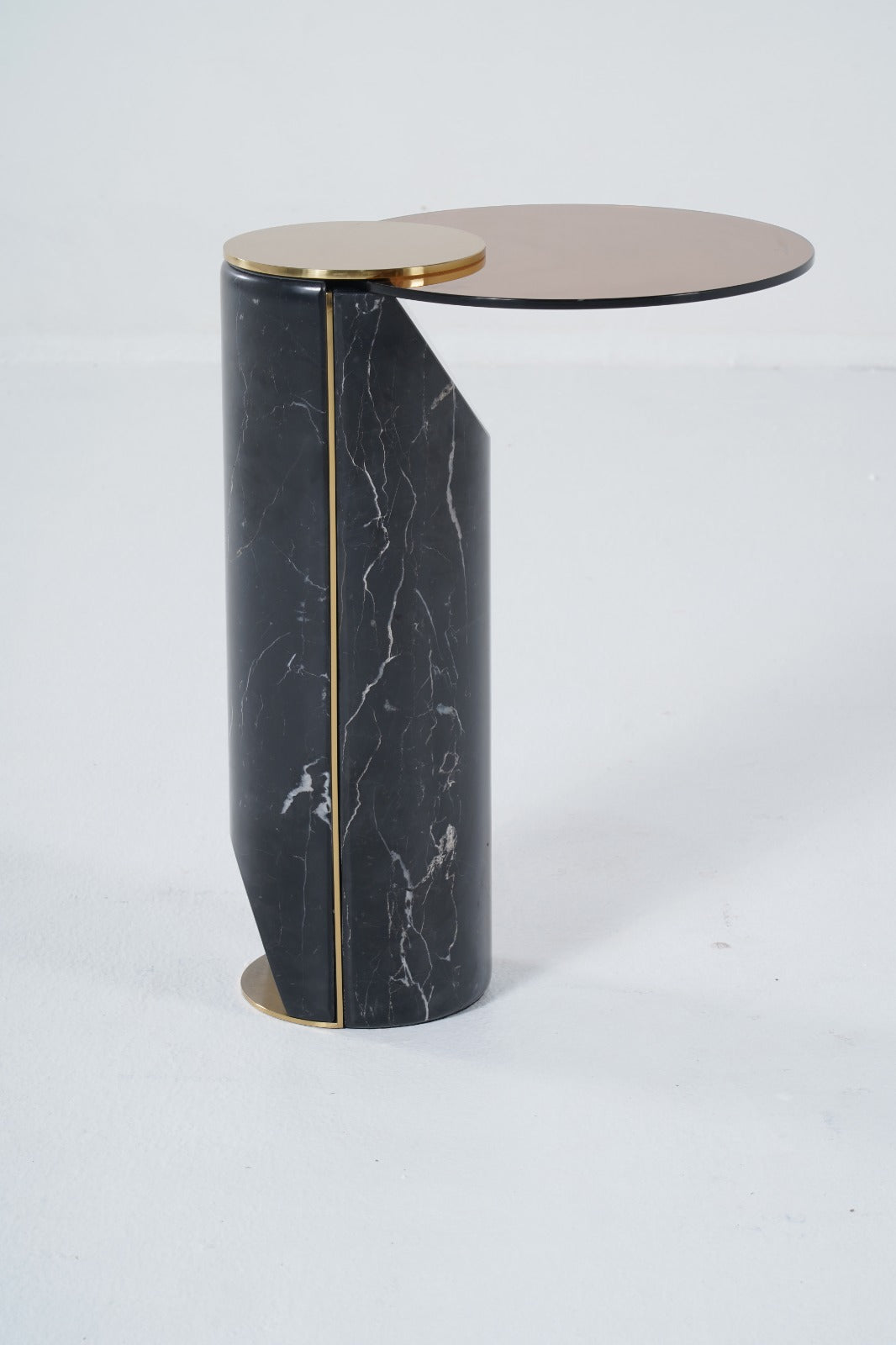 TT973(5) - COFFEE TABLE - BLR WH
