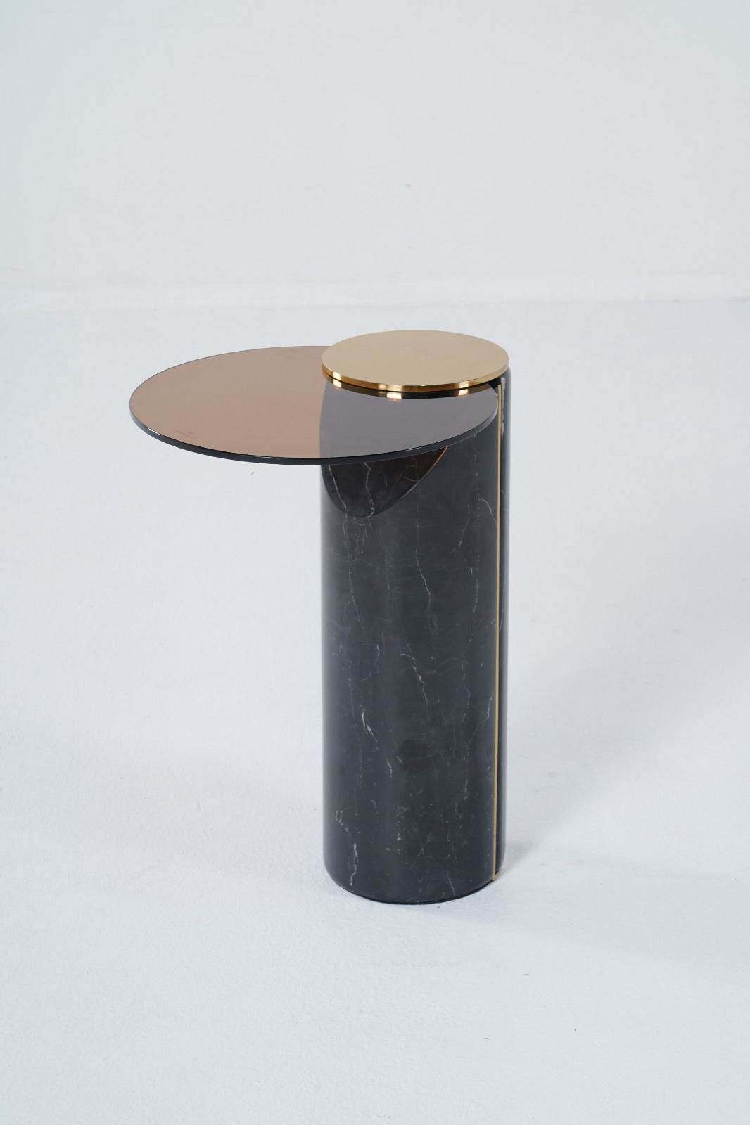 TT973(5) - COFFEE TABLE - BLR WH