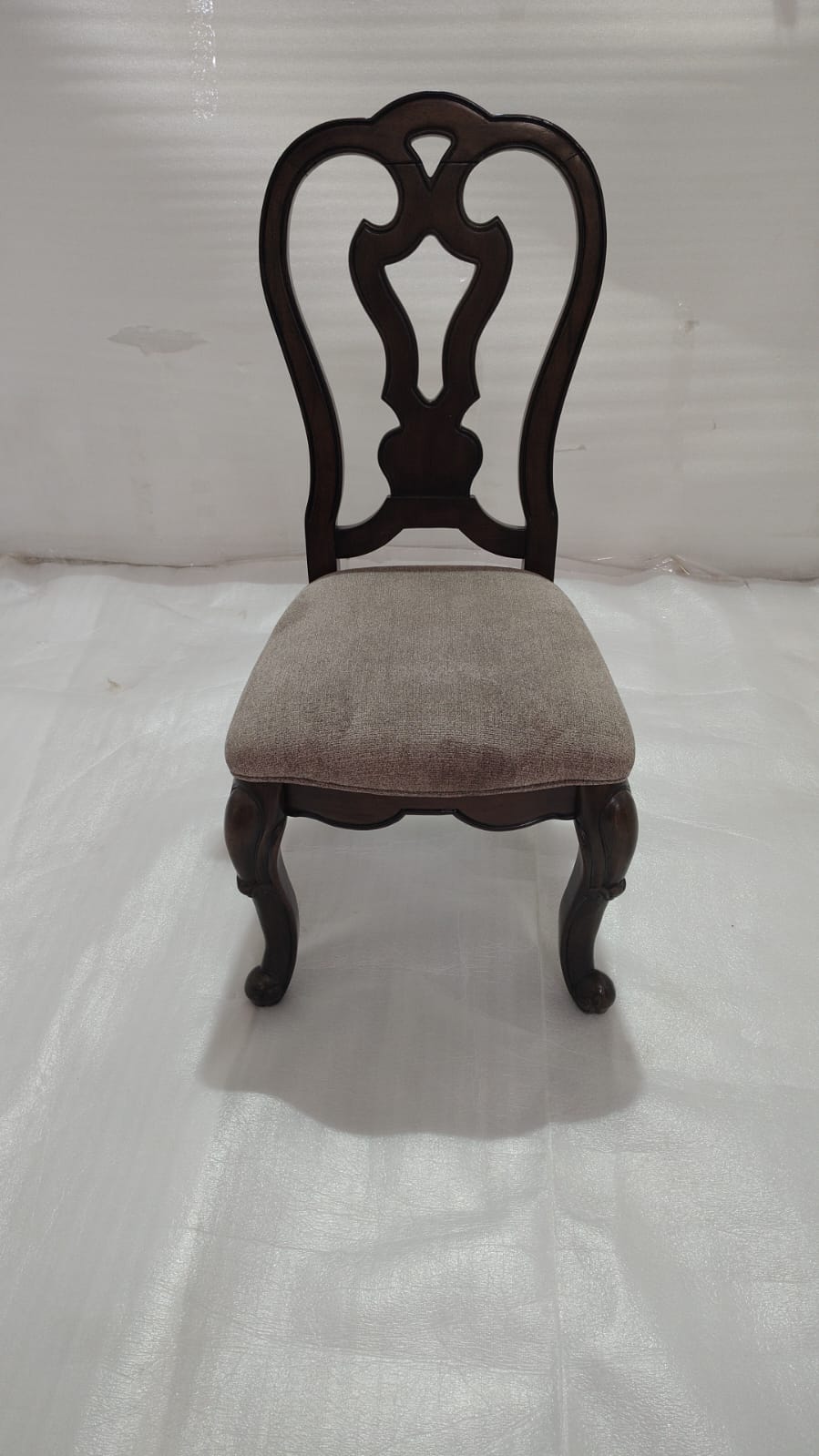 D947-01(1) - DINING CHAIR - HYD WH