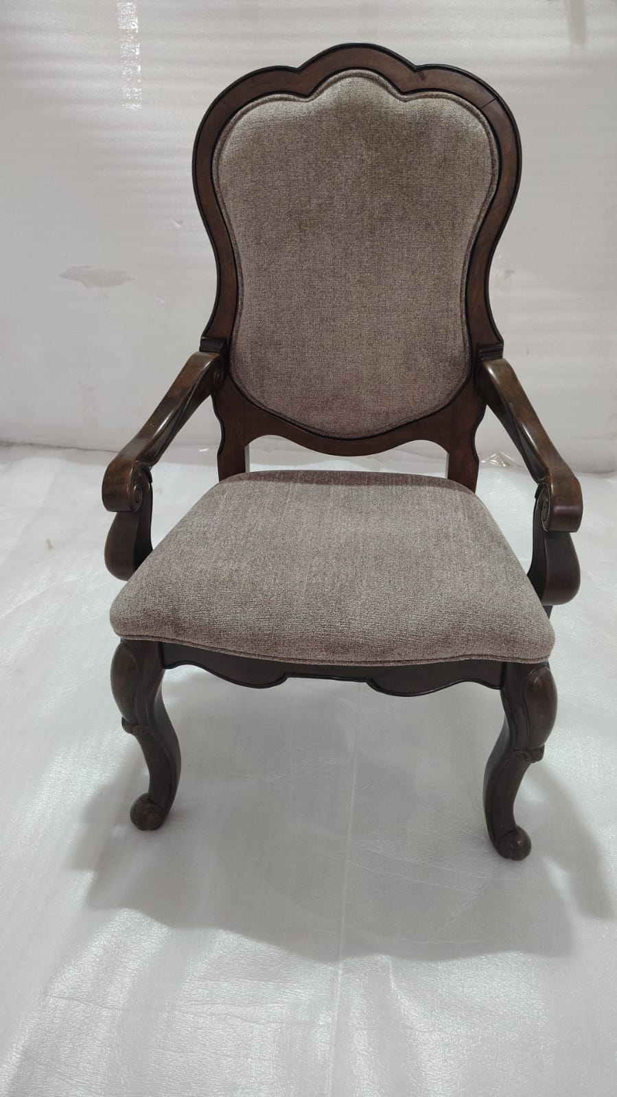 D947-01A(1) - DINING CHAIR - HYD WH