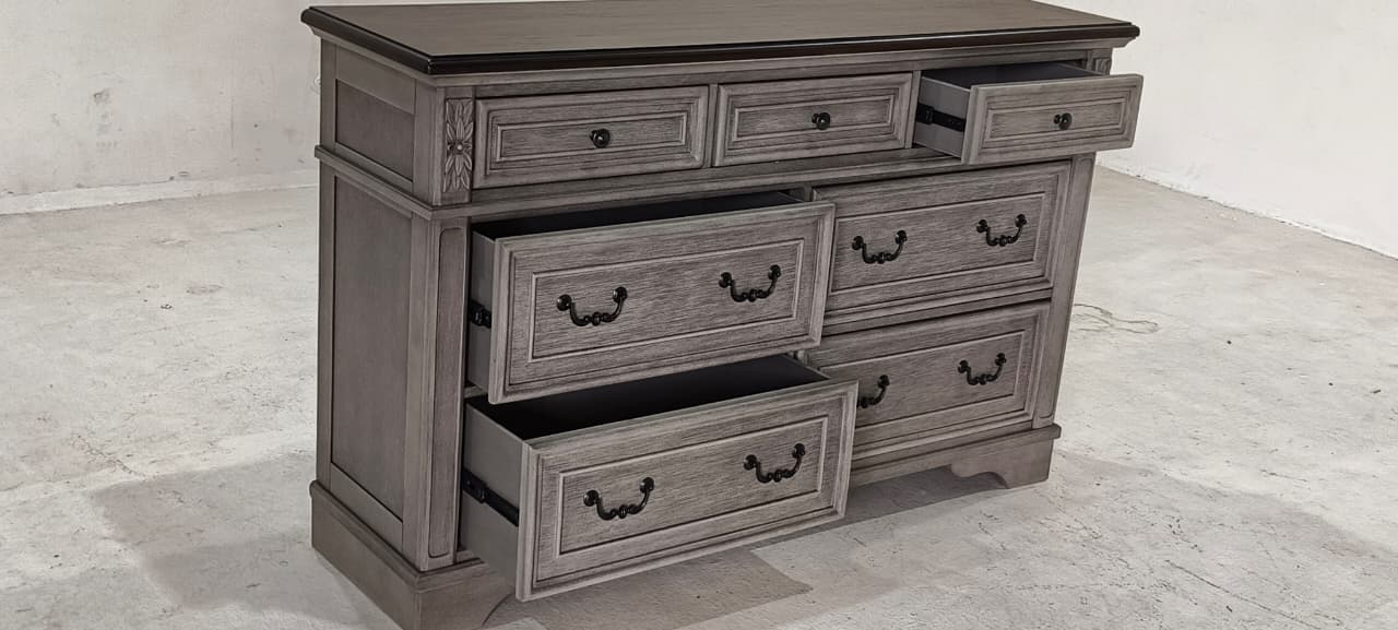 B751-31(4) - DRESSER - BLR WH