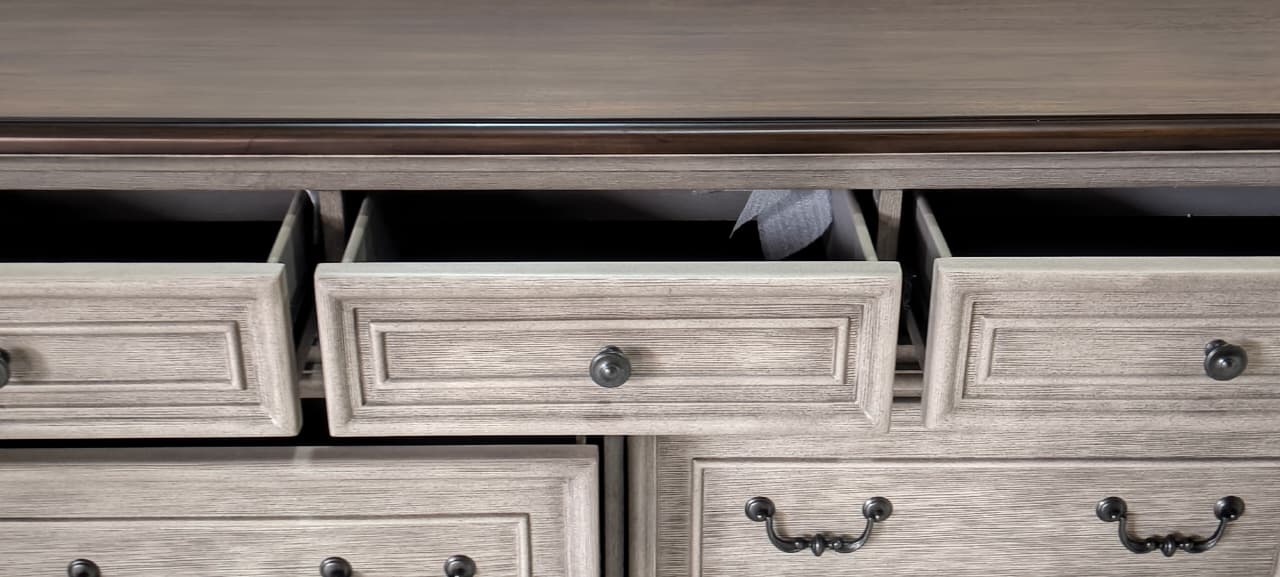 B751-31(4) - DRESSER - BLR WH