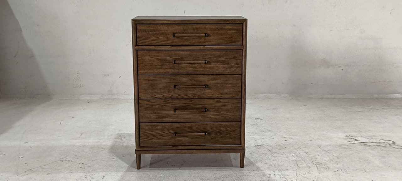 B769-46(5) - CHEST OF DRAWERS - BLR WH