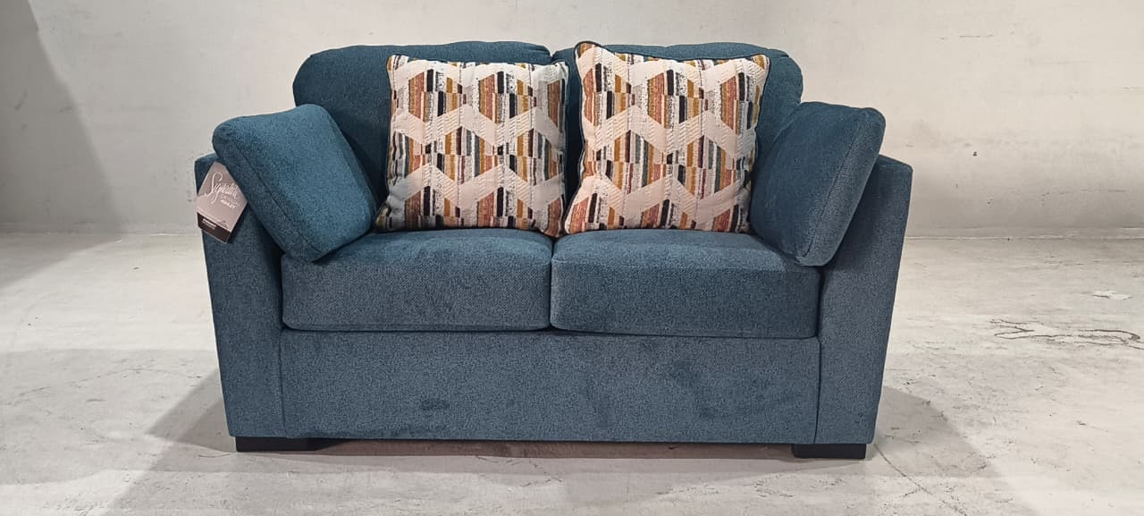 6750735(4) - 2 SEATER - BLR WH
