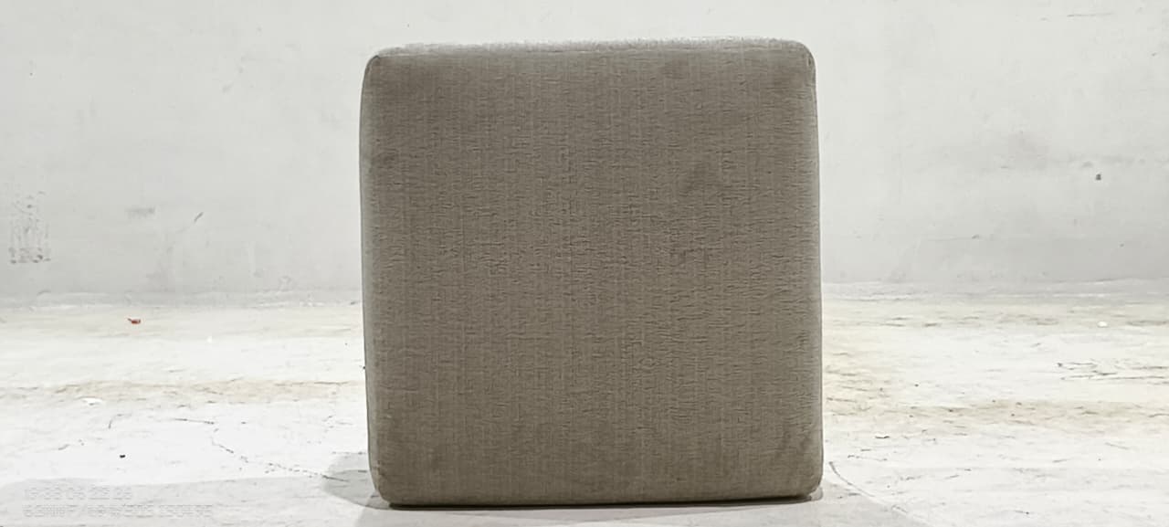 5270508(2) - OTTOMAN - BLR WH