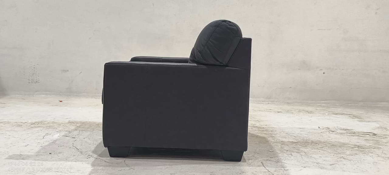 5470635 - 2 SEATER - BLR WH