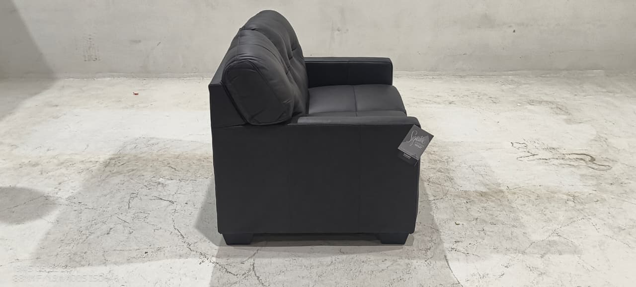 5470635 - 2 SEATER - BLR WH