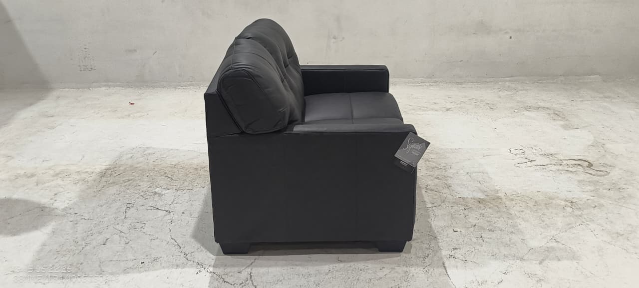 5470635 - 2 SEATER - BLR WH