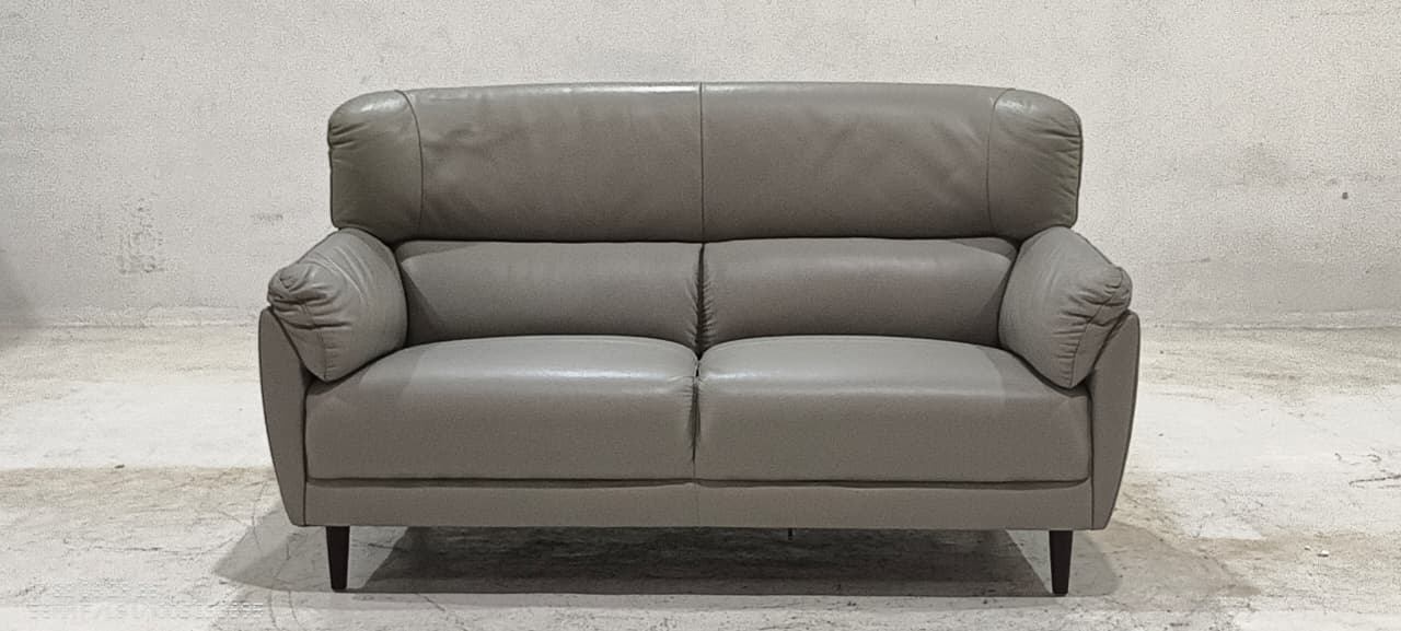 5371(1) - 2 SEATER - BLR WH