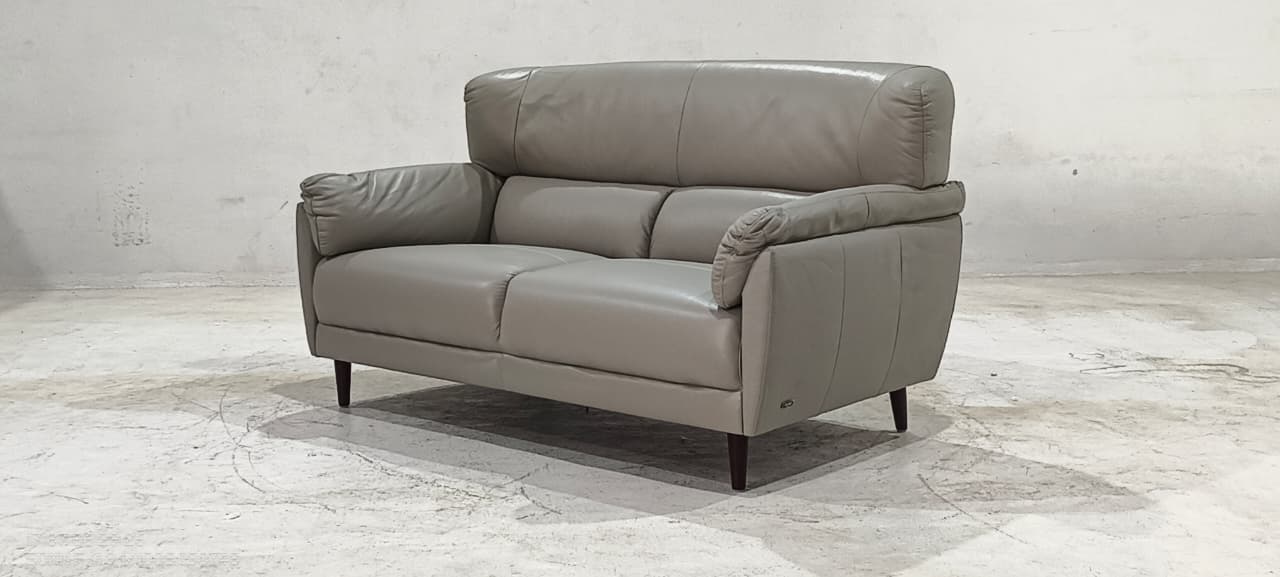 5371(1) - 2 SEATER - BLR WH