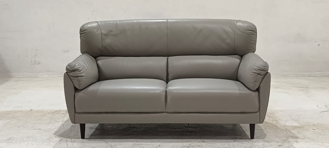 5371(1) - 2 SEATER - BLR WH
