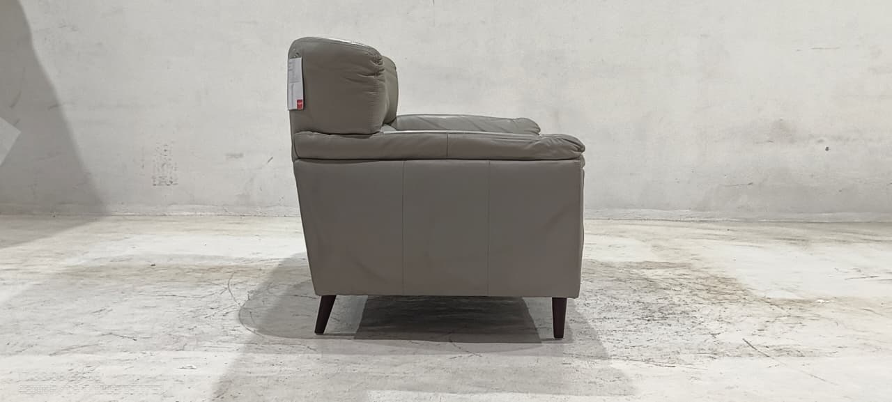 5371(1) - 2 SEATER - BLR WH