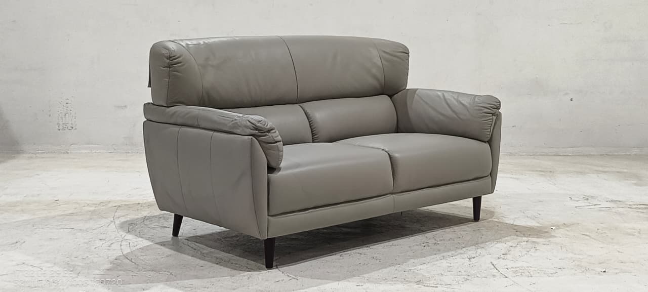 5371(1) - 2 SEATER - BLR WH